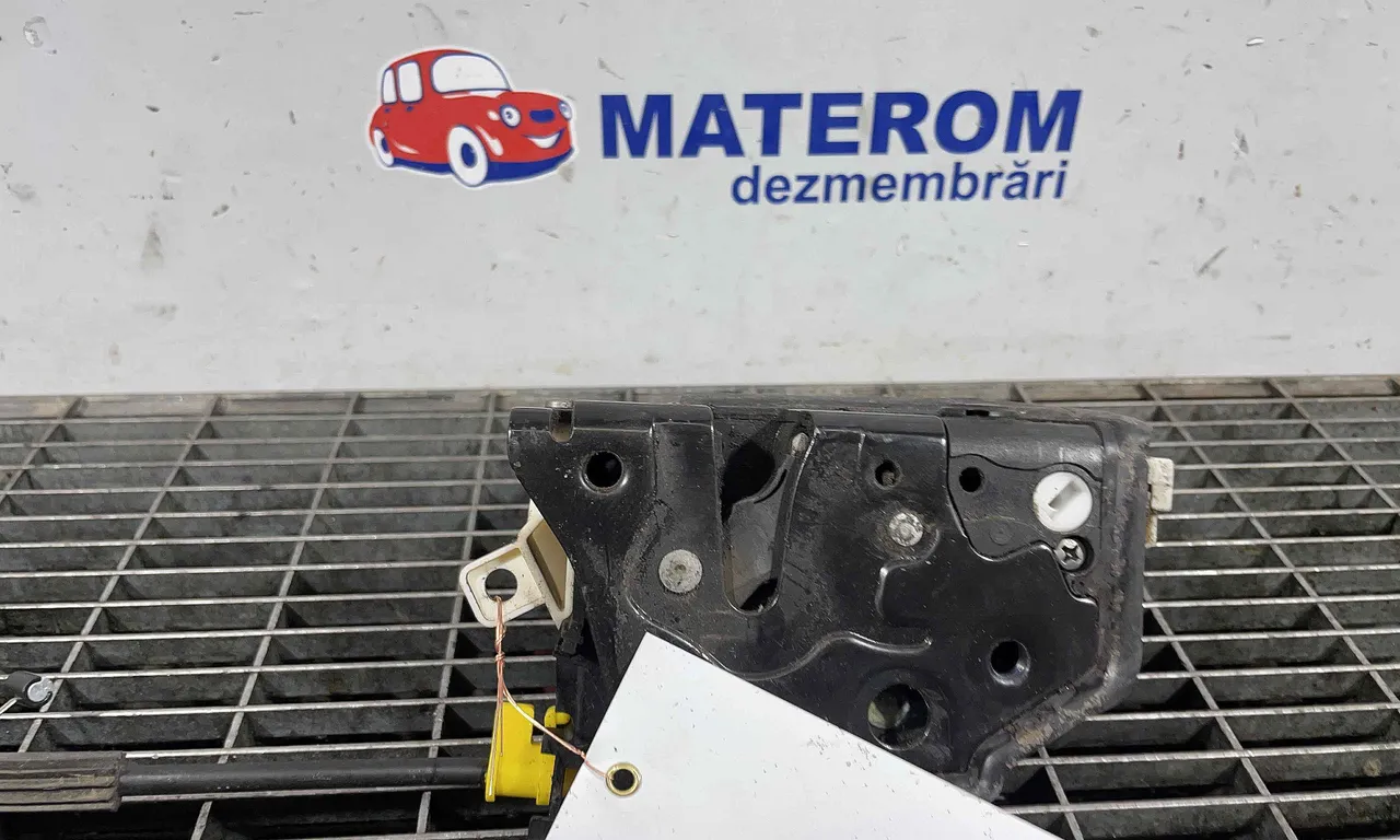 INCUIETOARE USA SPATE DREAPTA AUDI A1 2010-2019