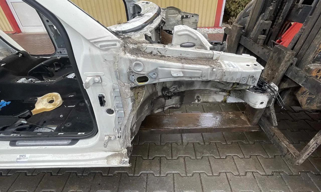 LONJERON DREAPTA AUDI A1 2010-2019