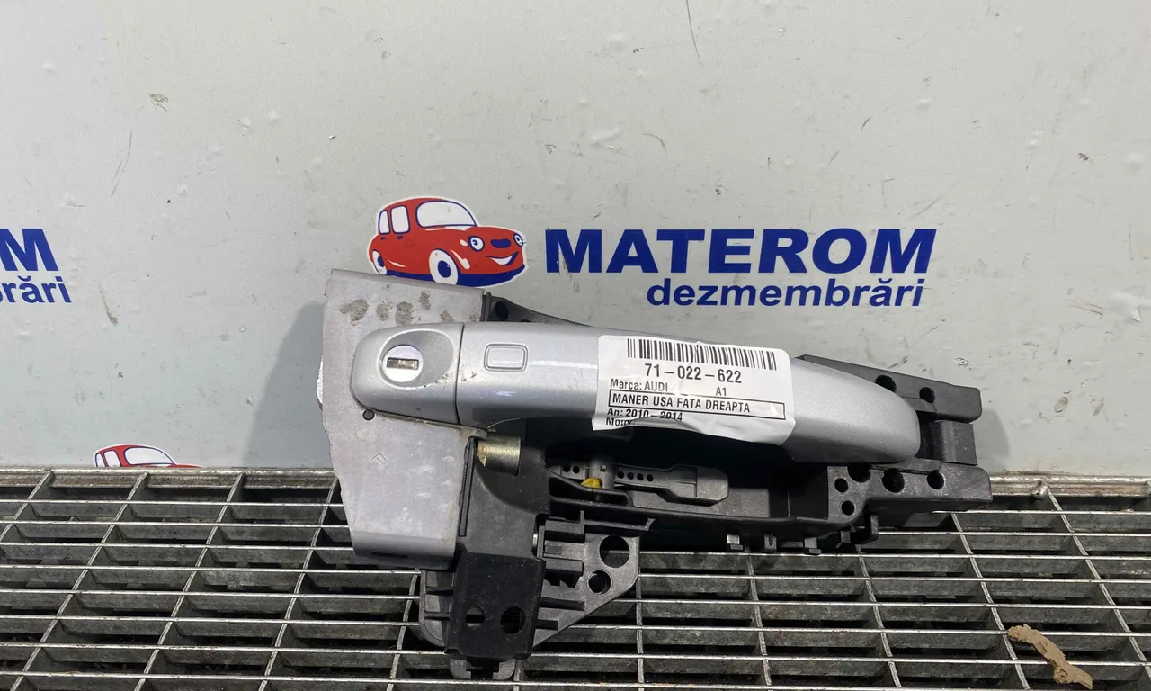 MANER USA FATA DREAPTA AUDI A1 2010-2019
