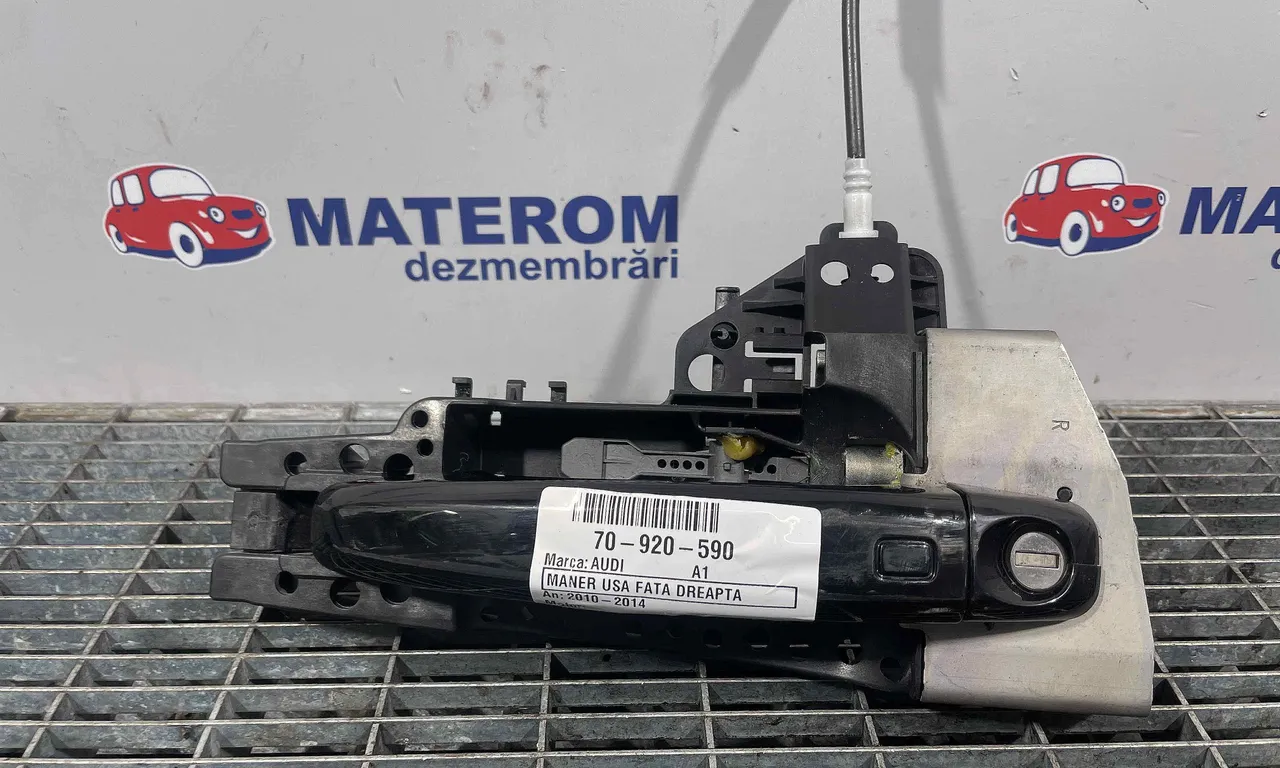 MANER USA FATA DREAPTA AUDI A1 2010-2019