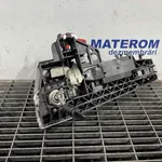 MANER USA FATA DREAPTA AUDI A1 1.6 2010-2019 oe-8T0837205AGRU, vedere laterala