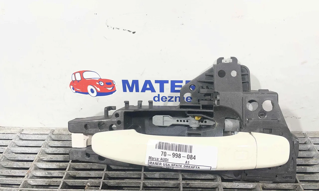 MANER USA SPATE DREAPTA AUDI A1 2010-2019