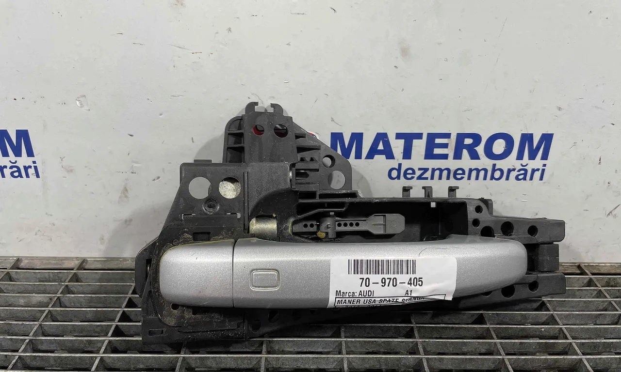 MANER USA SPATE STANGA AUDI A1 2010-2019