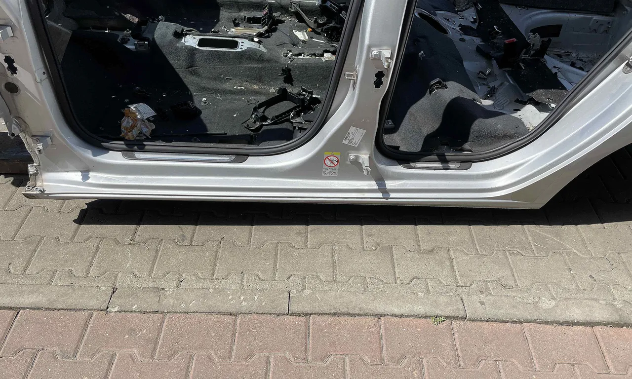 PRAG STANGA AUDI A1 2010-2019