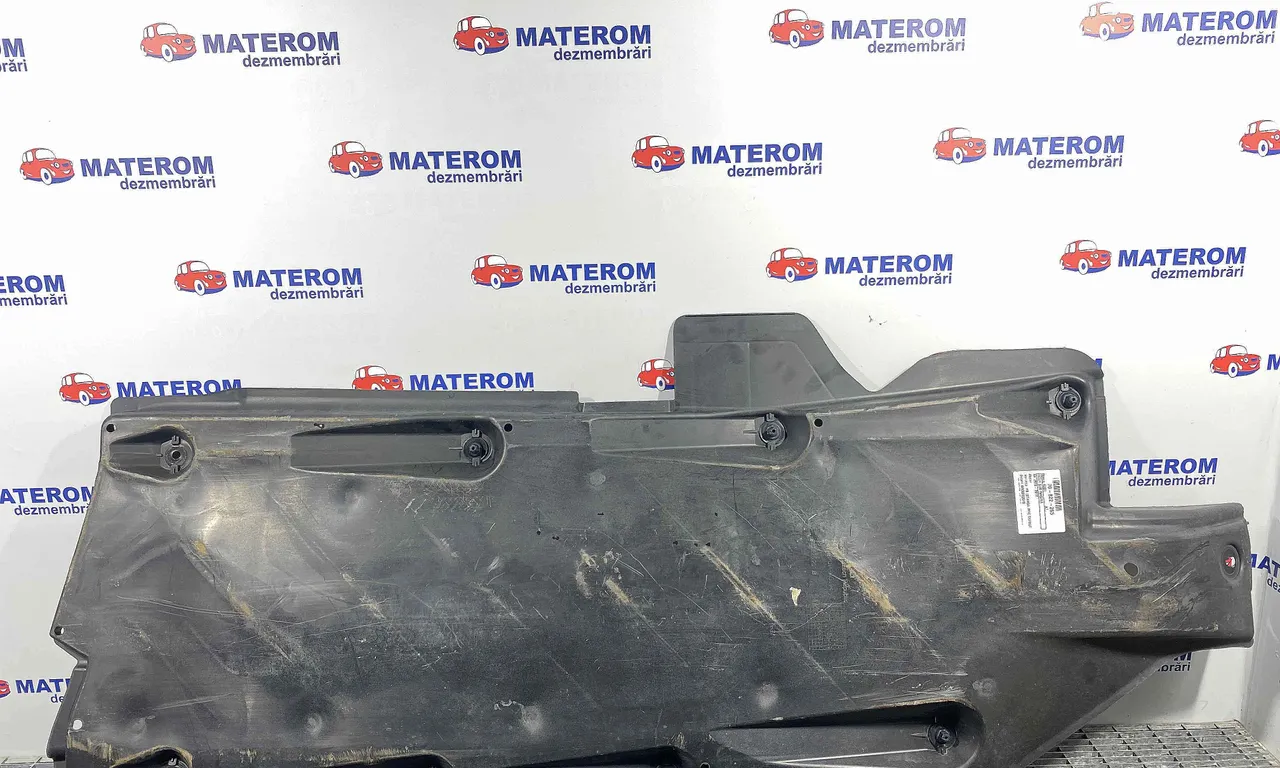 SCUT SUB MASINA AUDI A1 2010-2019