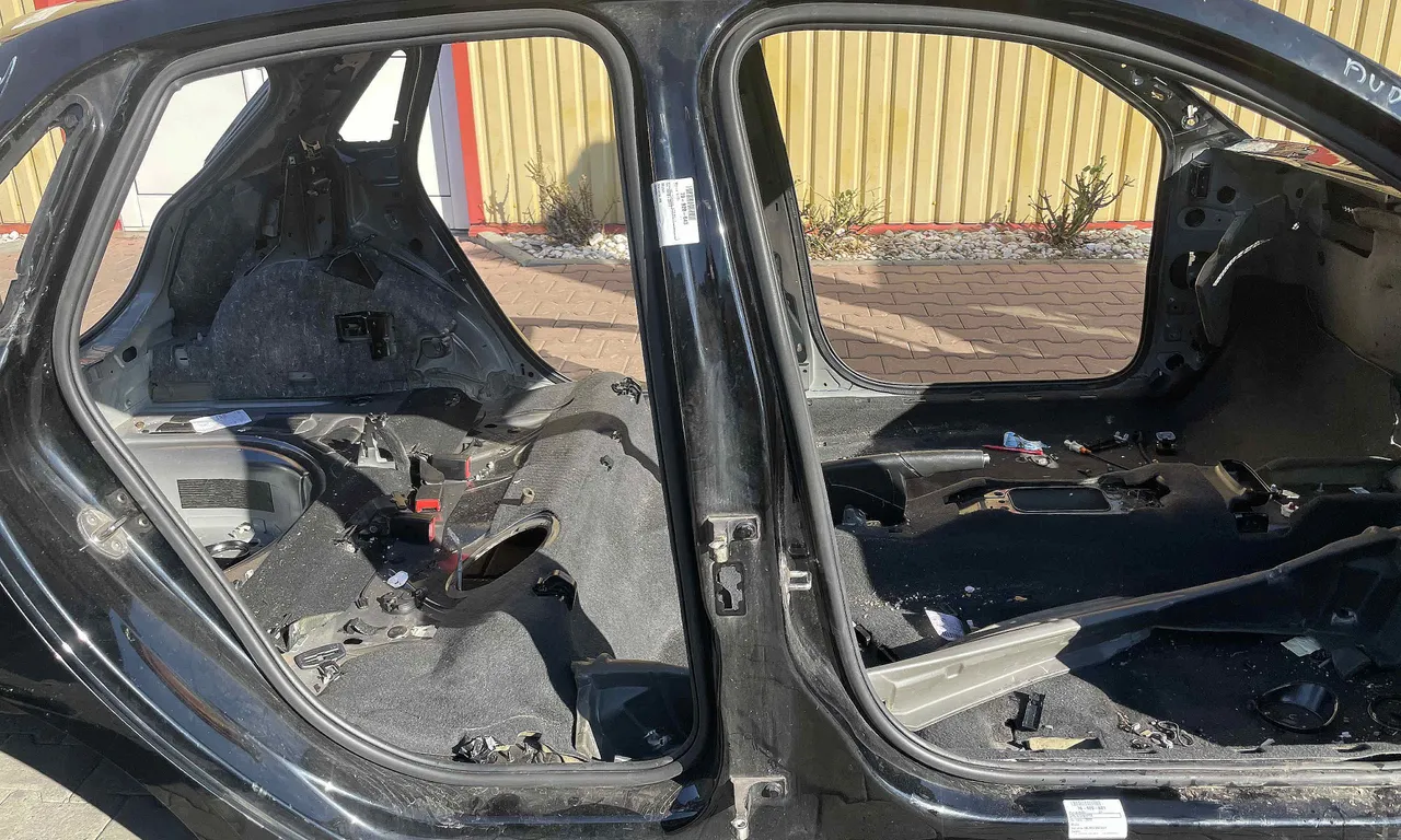 STALP MIJLOC DREAPTA AUDI A1 2010-2019