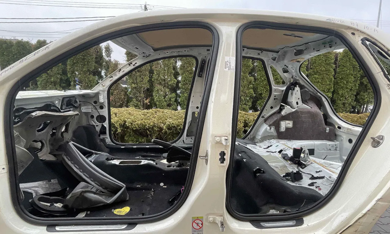 STALP MIJLOC STANGA AUDI A1 2010-2019
