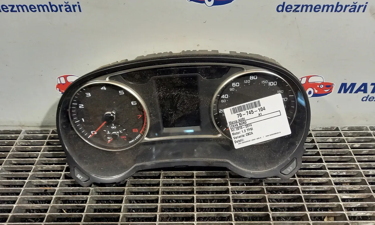 CEAS BORD AUDI A1 2010-2019