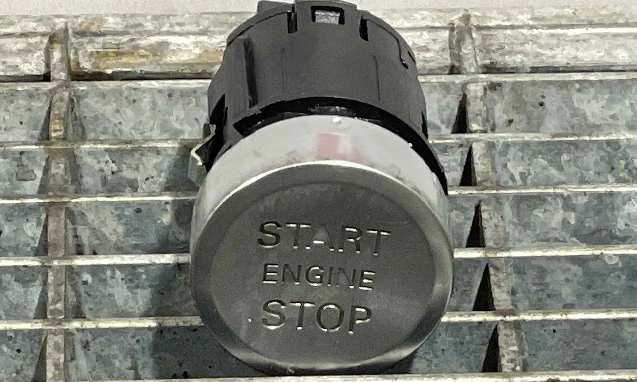 INTRERUPATOR START /STOP AUDI A1 2010-2019