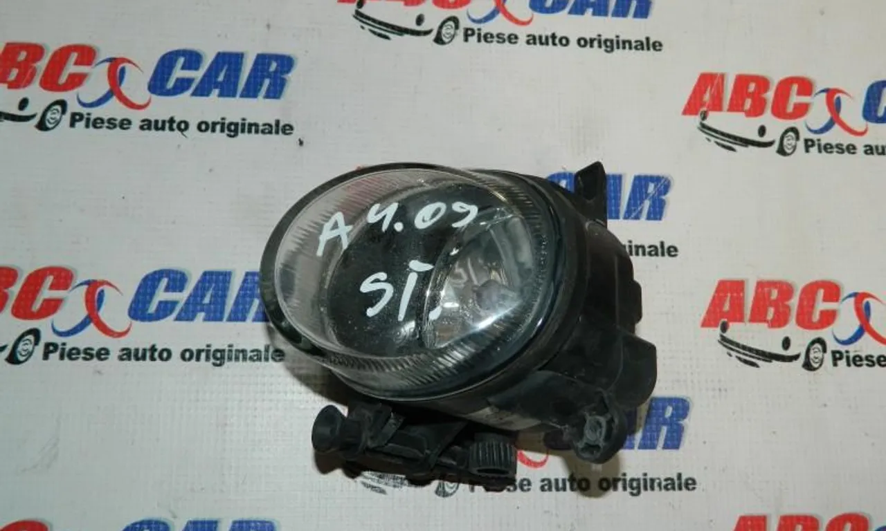 Proiector ceata stanga AUDI A1 2010-2019