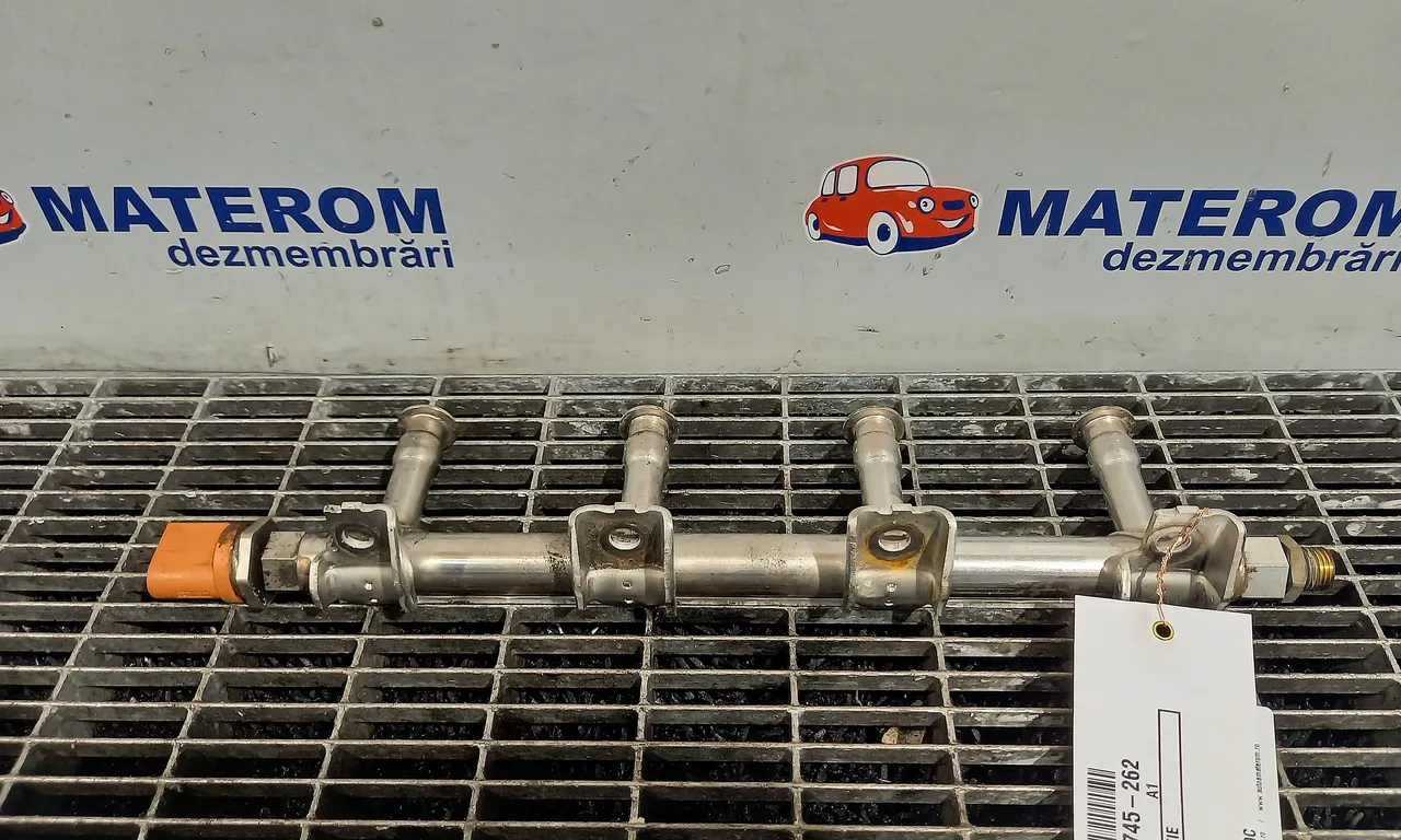 RAMPA INJECTIE AUDI A1 2010-2019