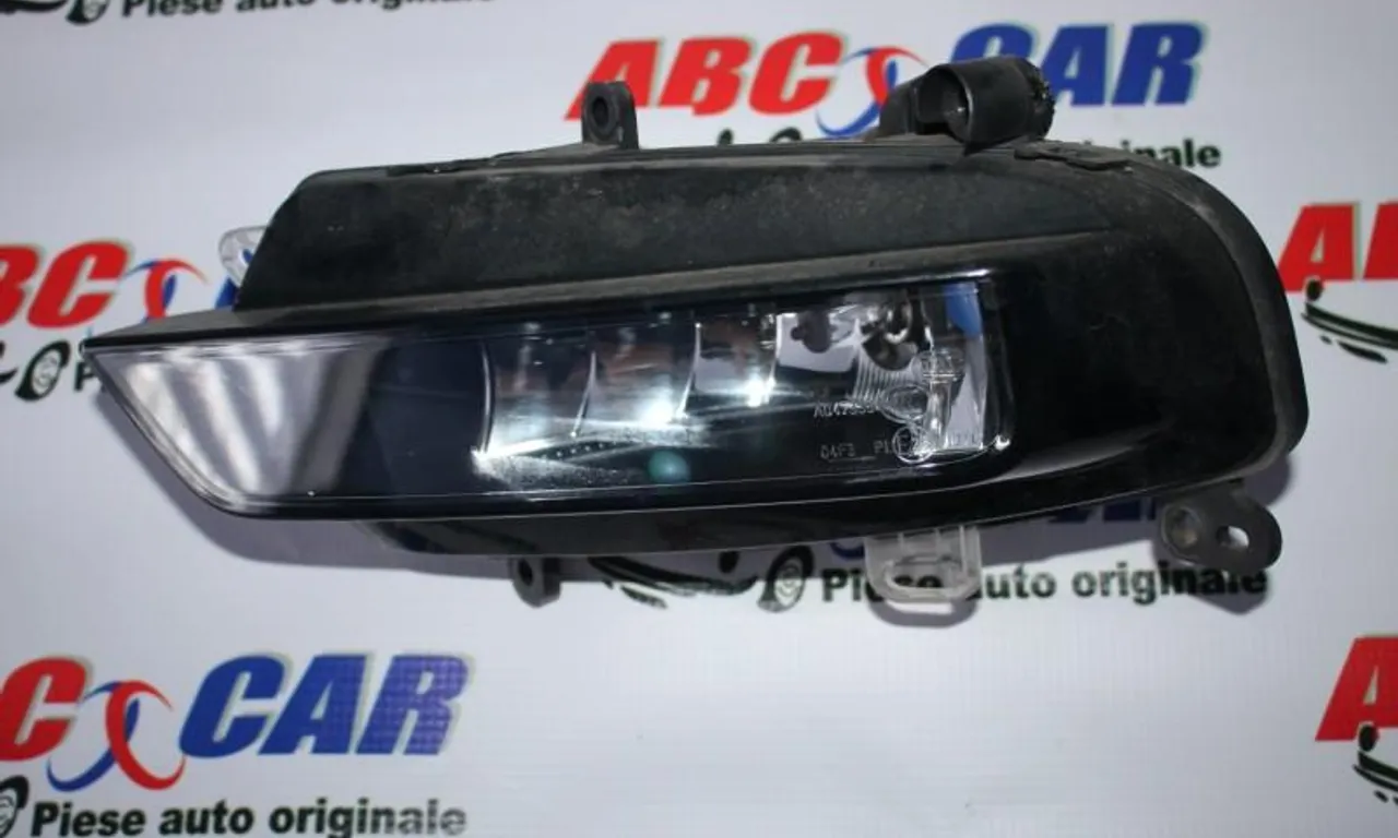 Proiector stanga AUDI A1 Sportback 2011-2019
