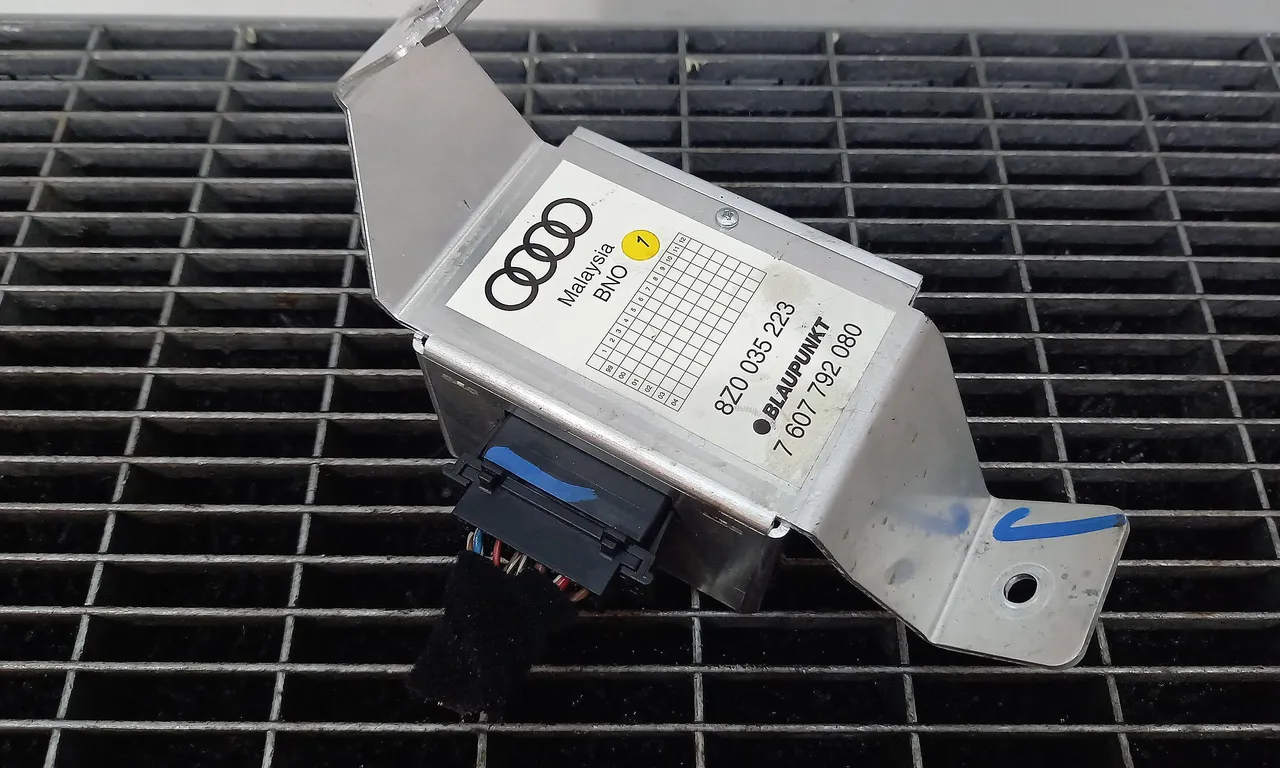 AMPLIFICATOR AUDIO AUDI A2 2000-2005