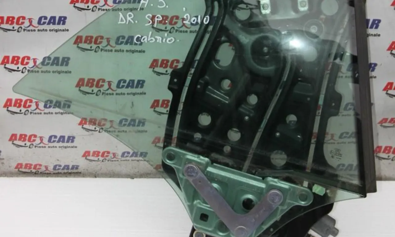 Geam dreapta spate cu macara si motoras AUDI A3 2003-2013