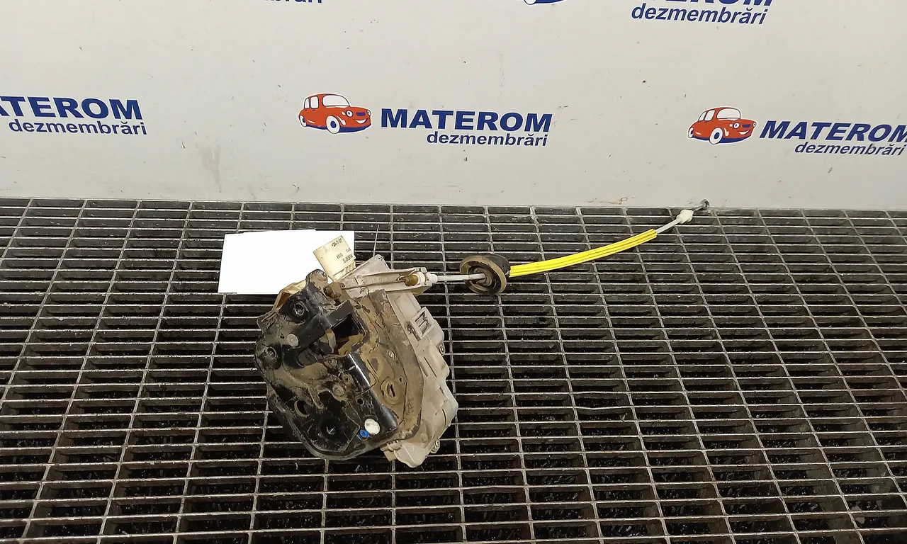 INCUIETOARE USA FATA DREAPTA AUDI A3 2003-2013