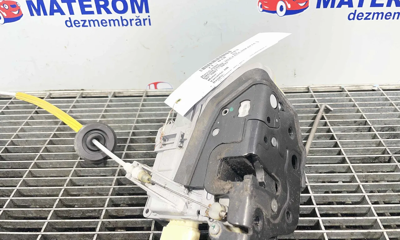 INCUIETOARE USA FATA DREAPTA AUDI A3 2003-2013