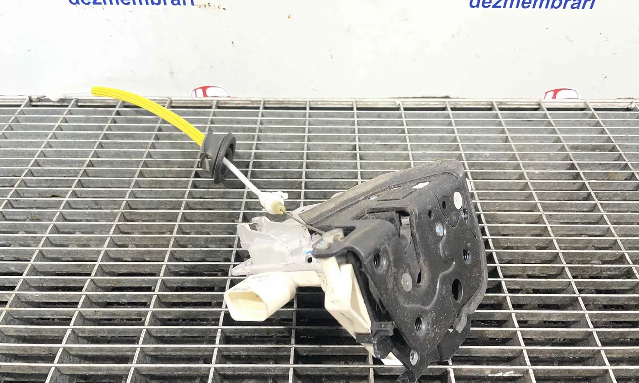 INCUIETOARE USA FATA DREAPTA AUDI A3 2003-2013