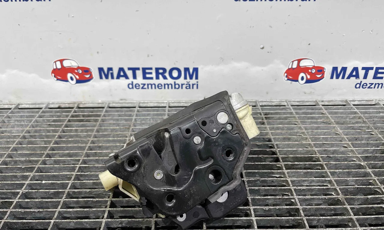 INCUIETOARE USA FATA DREAPTA AUDI A3 2003-2013