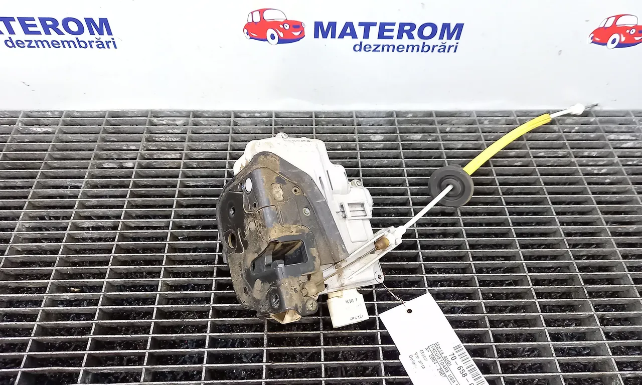 INCUIETOARE USA FATA STANGA AUDI A3 2003-2013