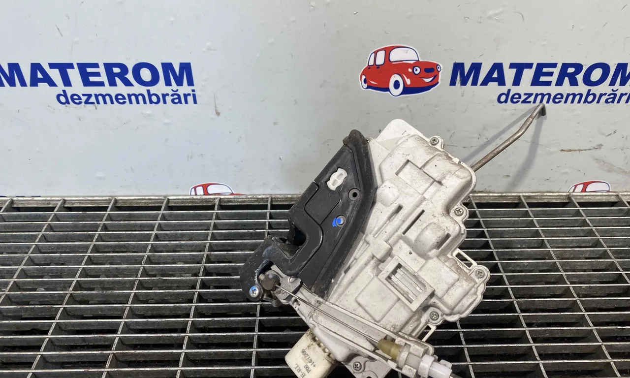 INCUIETOARE USA FATA STANGA AUDI A3 2003-2013
