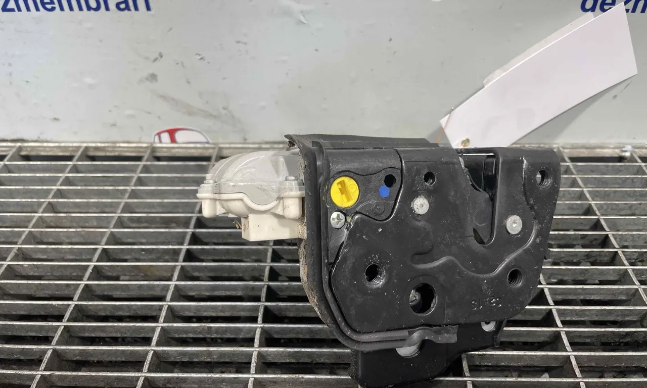 INCUIETOARE USA FATA STANGA AUDI A3 2003-2013