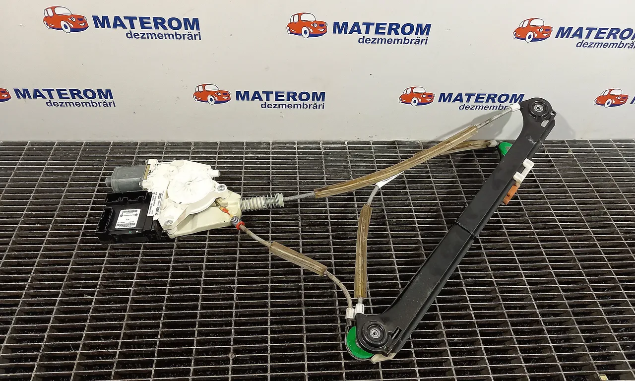 MACARA USA FATA DREAPTA AUDI A3 2003-2013