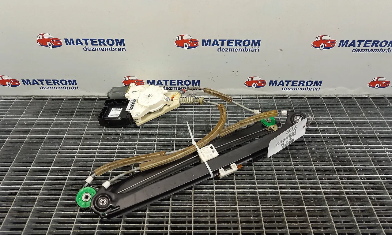 MACARA USA FATA STANGA AUDI A3 2003-2013