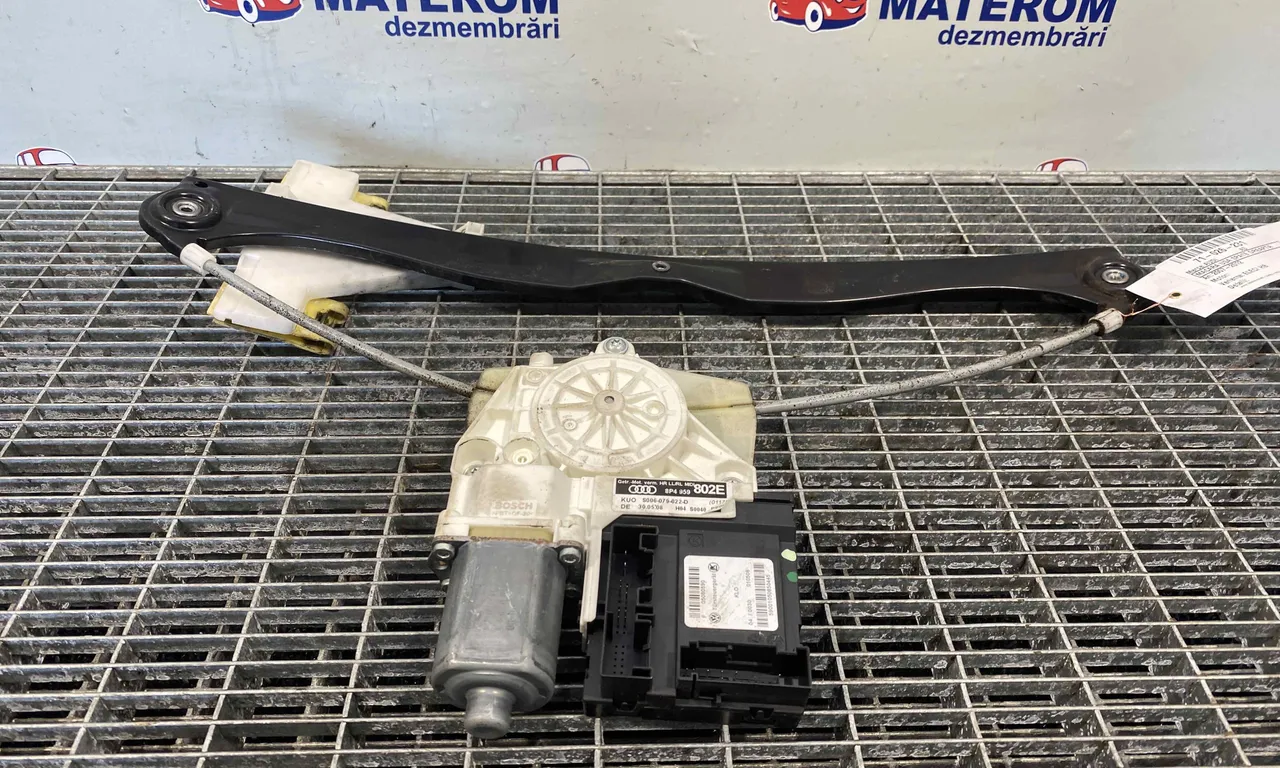 MACARA USA SPATE DREAPTA AUDI A3 2003-2013