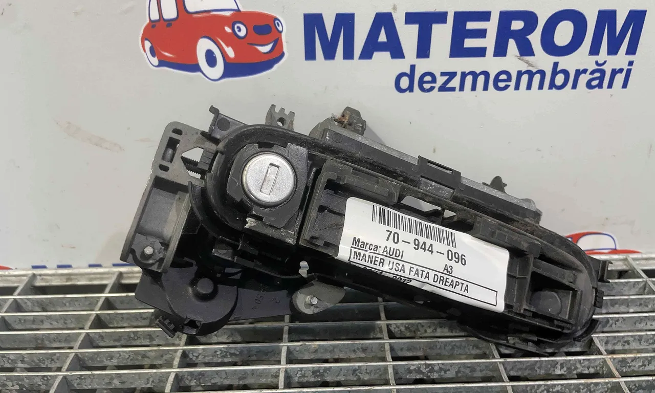 MANER USA FATA DREAPTA AUDI A3 2003-2013