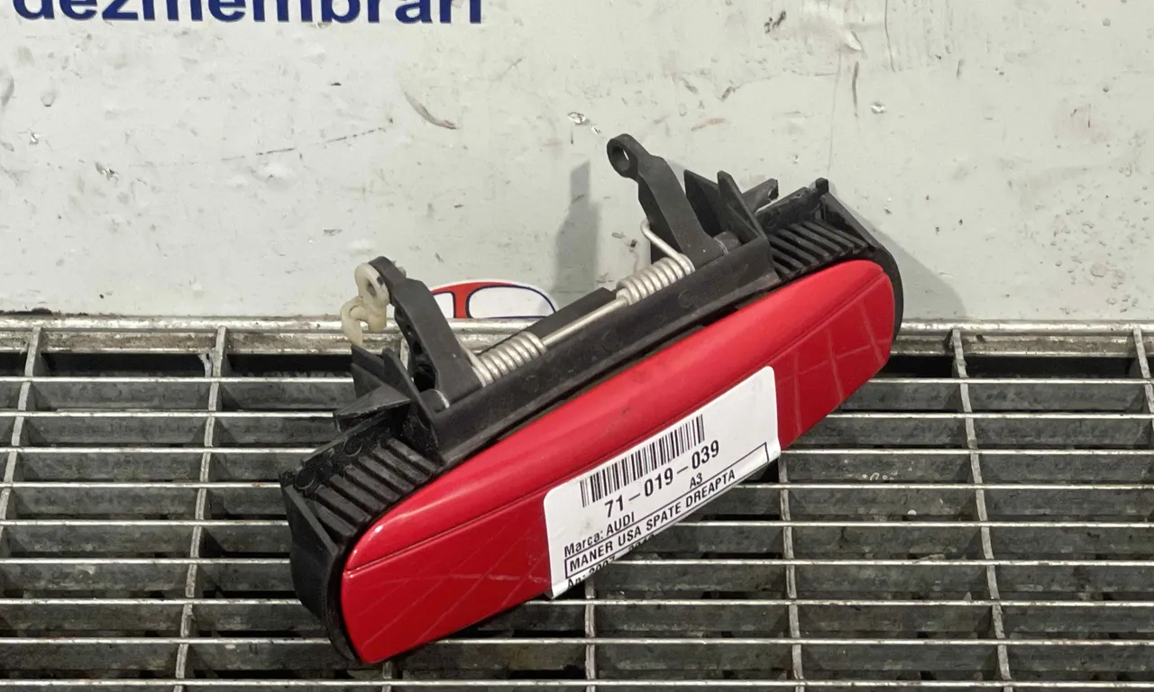 MANER USA SPATE DREAPTA AUDI A3 2003-2013