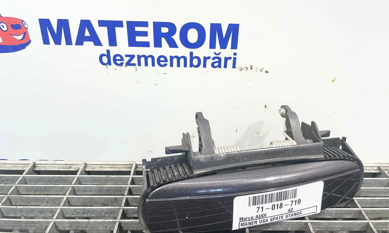 MANER USA SPATE STANGA AUDI A3 2003-2013