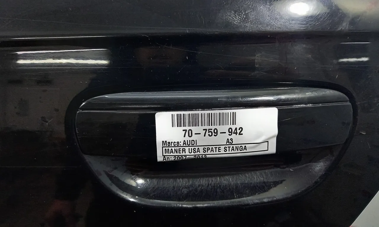 MANER USA SPATE STANGA AUDI A3 2003-2013