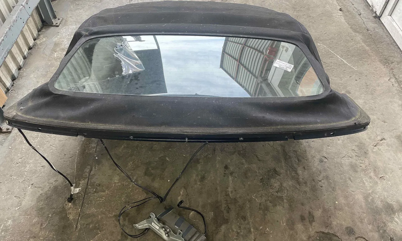 PAVILION AUDI A3 2003-2013