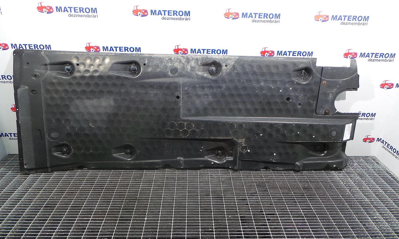 SCUT SUB MASINA AUDI A3 2003-2013