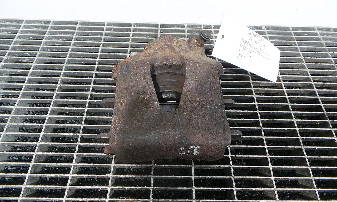 ETRIER FATA STANGA AUDI A3 2003-2013