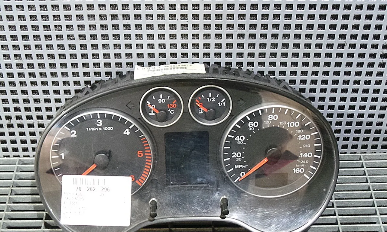 CEAS BORD AUDI A3 2003-2013