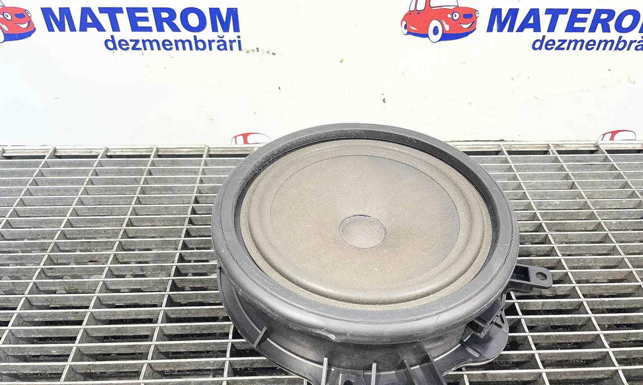 DIFUZOR AUDIO AUDI A3 2003-2013