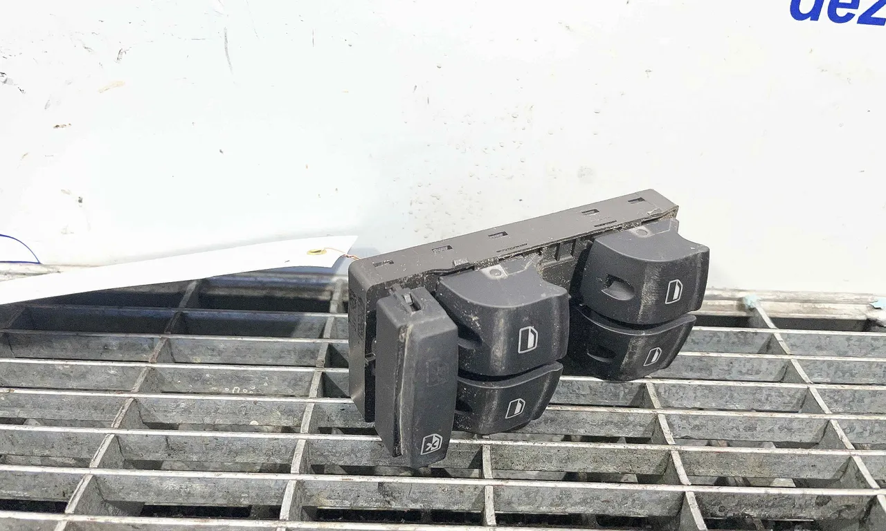 INTRERUPATOR GEAMURI AUDI A3 2003-2013
