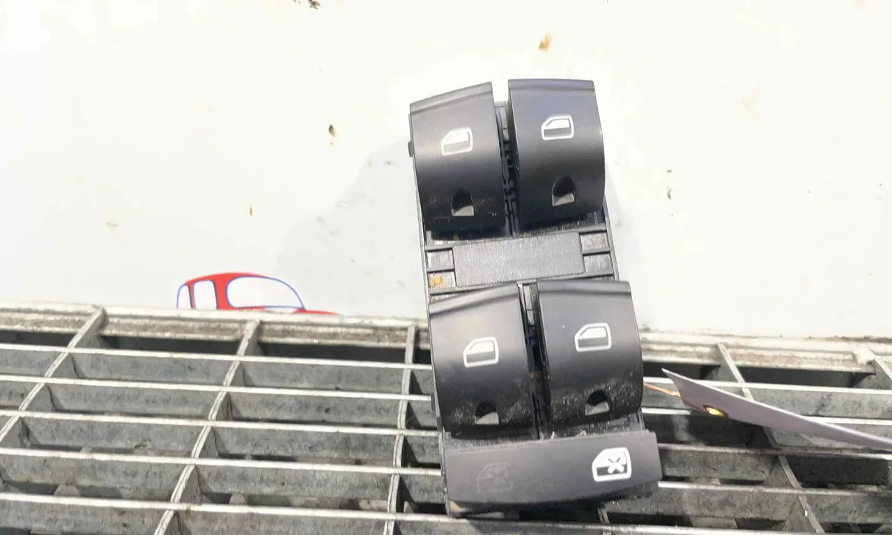 INTRERUPATOR GEAMURI AUDI A3 2003-2013
