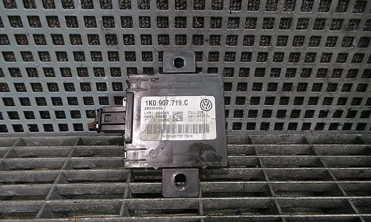 MODUL ALARMA AUDI A3 2003-2013