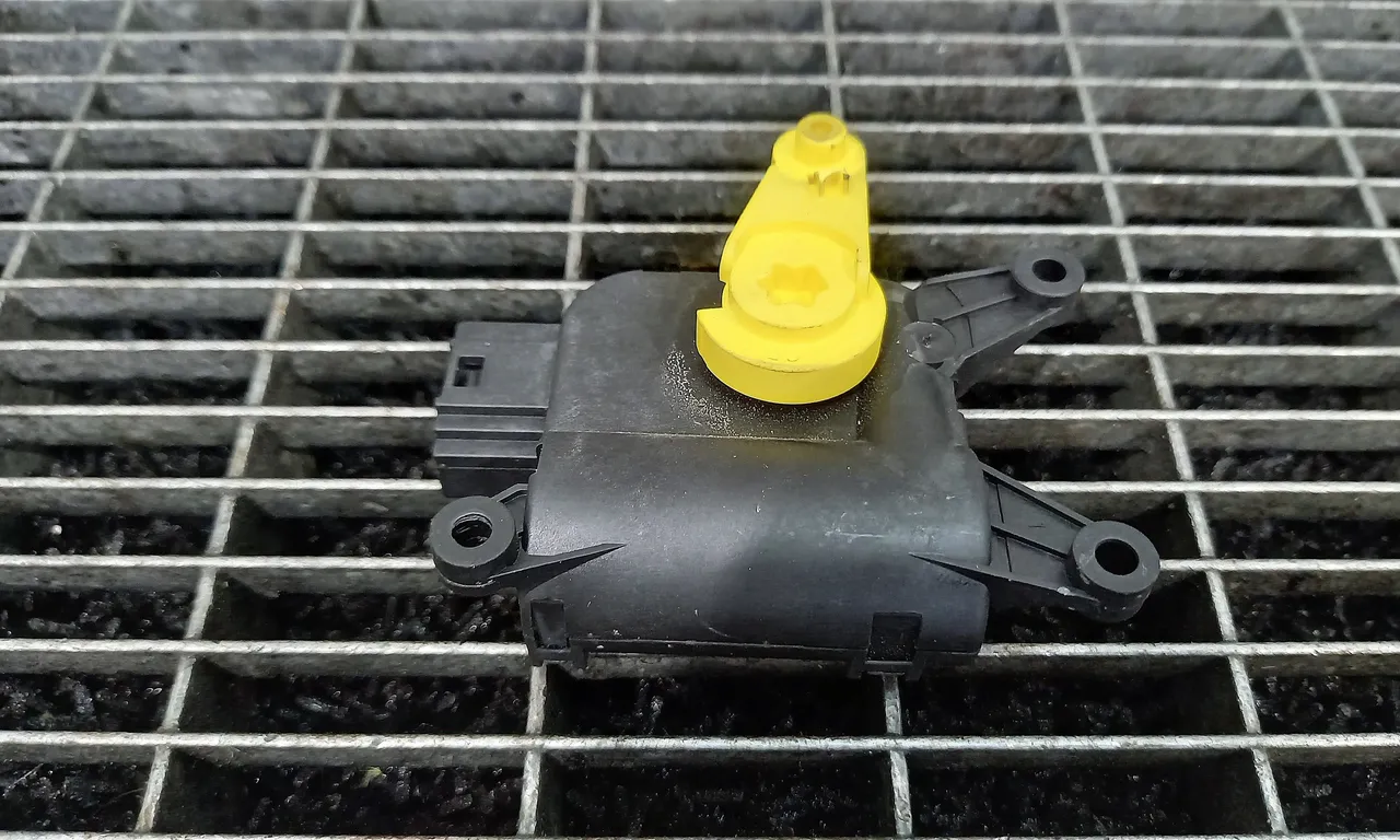 MOTORAS CLAPETA INCALZIRE AUDI A3 2003-2013