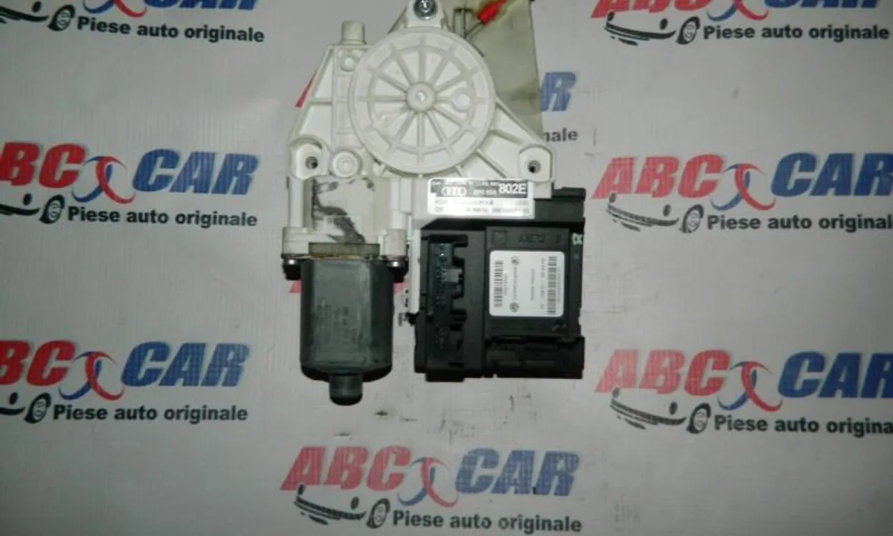 Motoras macara usa dreapta fata AUDI A3 2003-2013