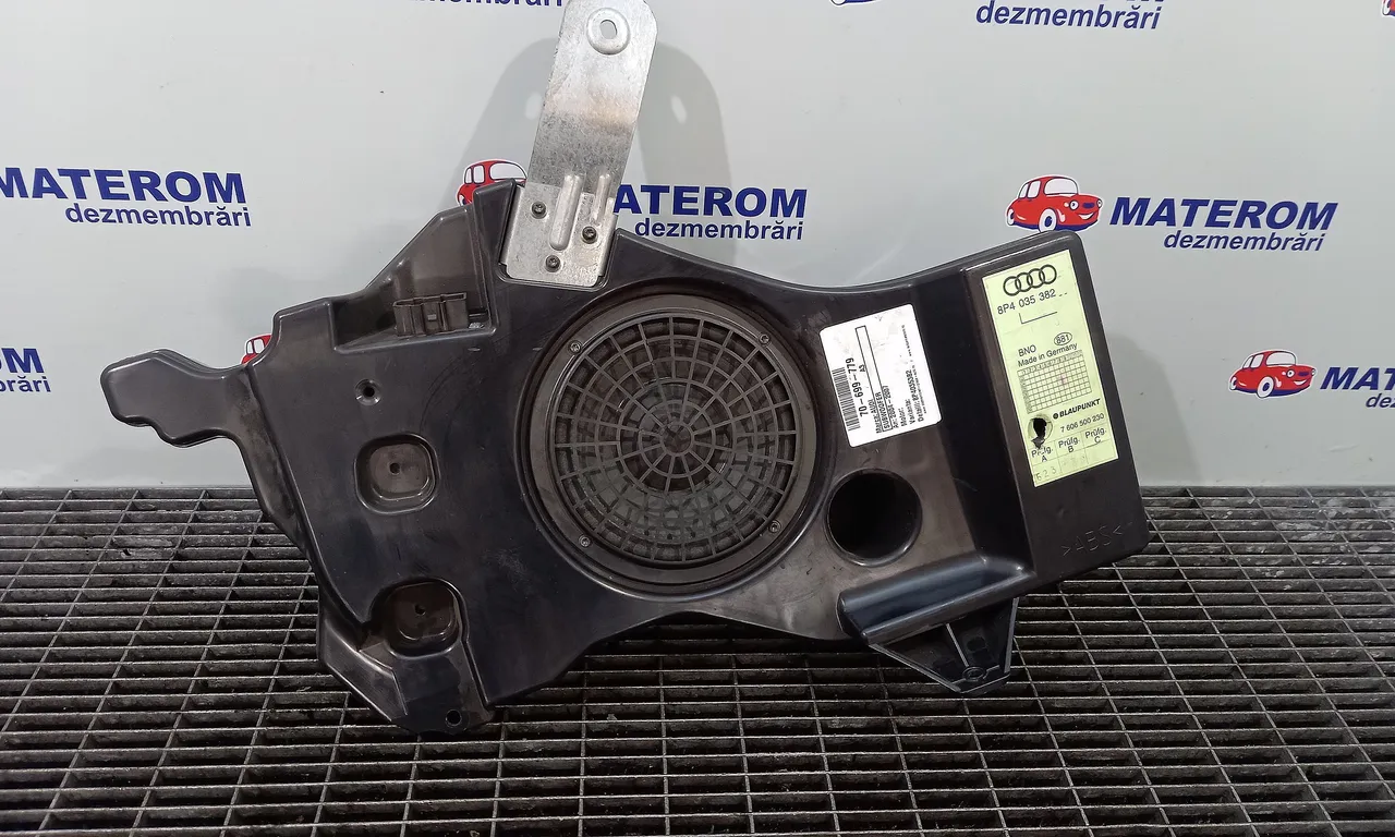SUBWOOFER AUDI A3 2003-2013