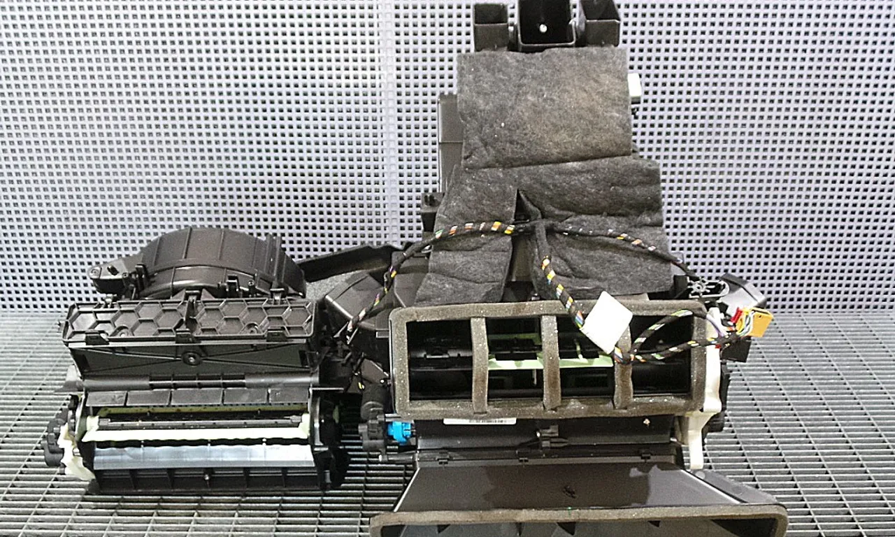 CARCASA INCALZITOR AUDI A3 2012-2020