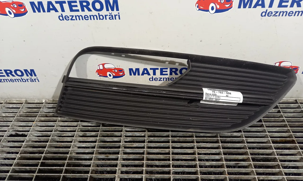 GRILA IN BARA AUDI A3 2012-2020