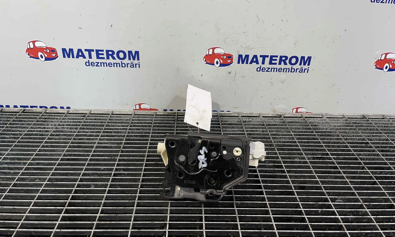 INCUIETOARE USA FATA DREAPTA AUDI A3 2012-2020