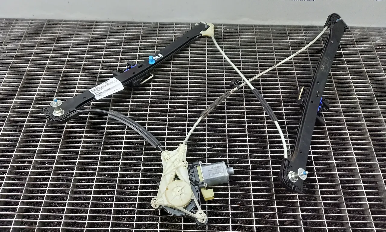 MACARA USA FATA DREAPTA AUDI A3 2012-2020