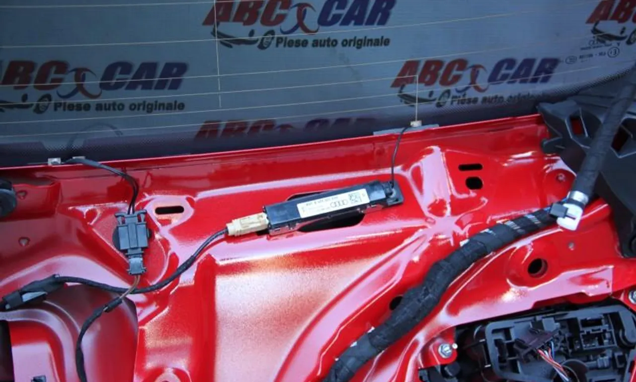 Amplificator antena AUDI A3 2012-2020