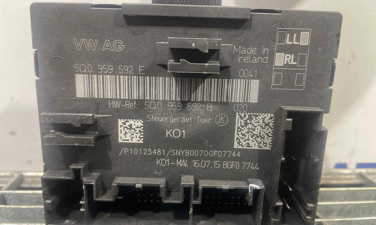 MODUL USA/STANGA FATA AUDI A3 2012-2020