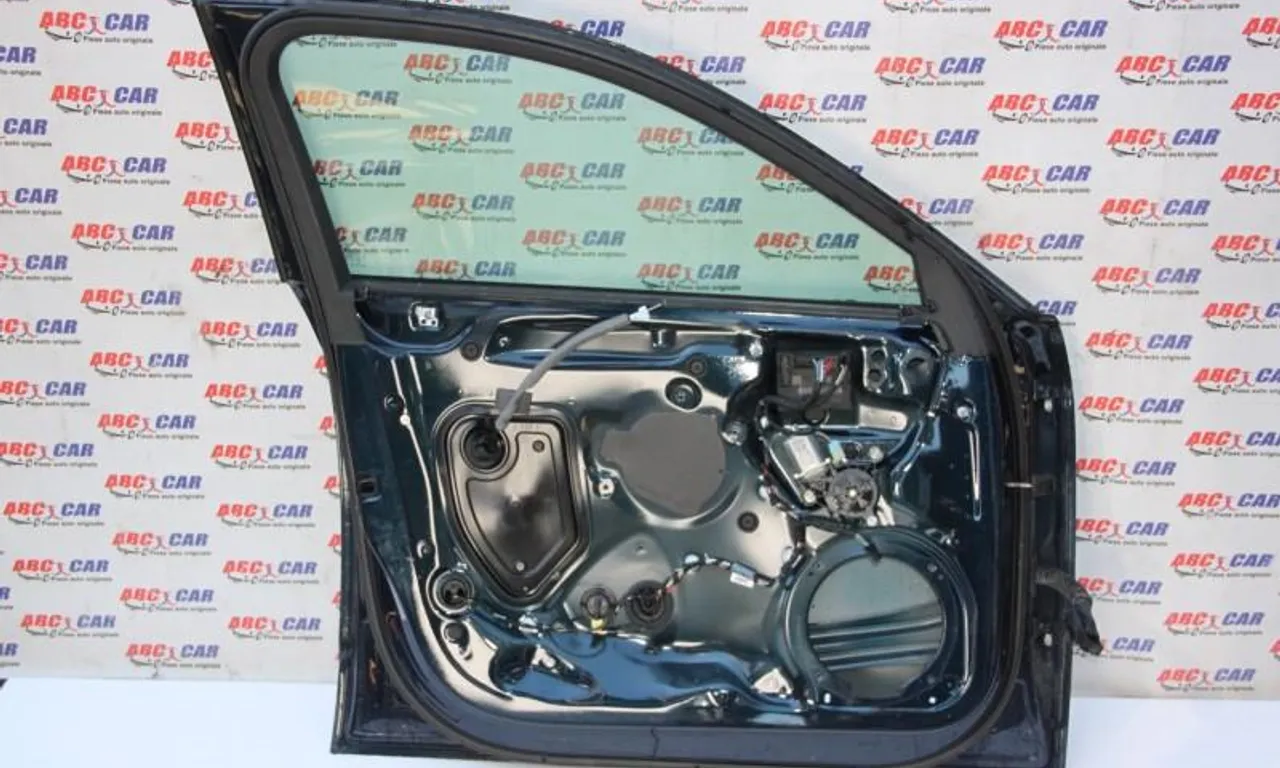 Motoras macara usa stanga fata AUDI A3 2012-2020